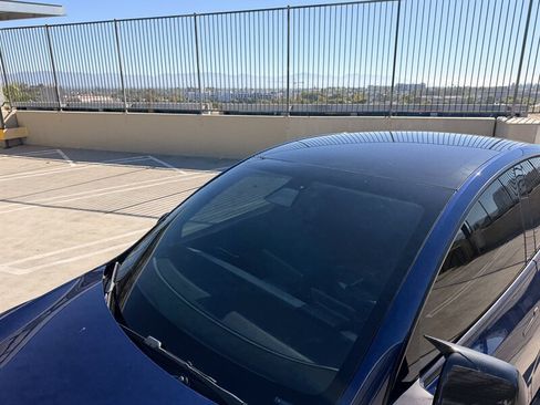 Used 2022 Tesla Model Y Long Range AWD/4WD image 14