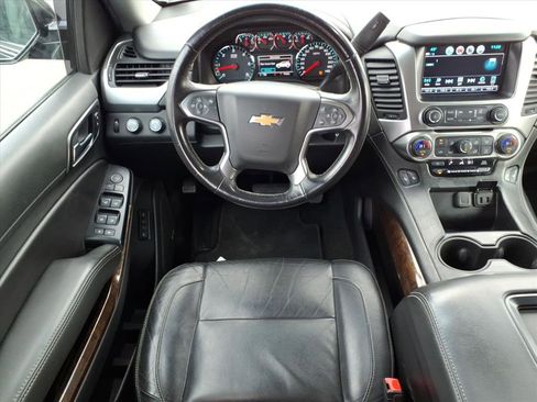 Used 2018 Chevrolet Tahoe LT image 18