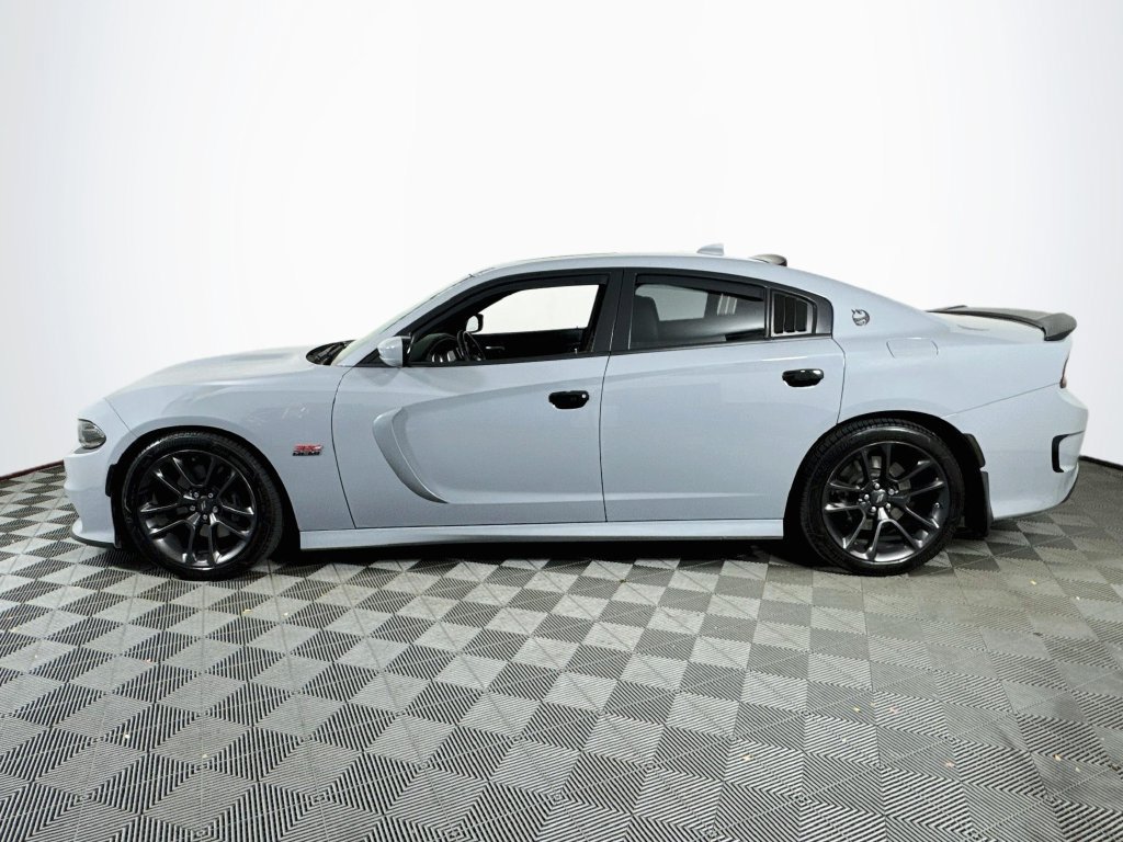 Used 2021 Dodge Charger Scat Pack w/ Plus Group RWD image 4