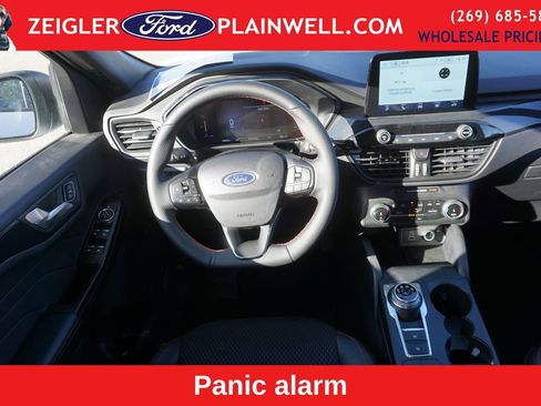 Used 2025 Ford Escape ST-Line image 12