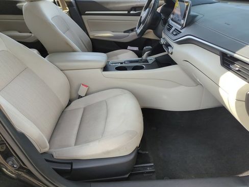Used 2019 Nissan Altima 2.5 SV FWD image 21