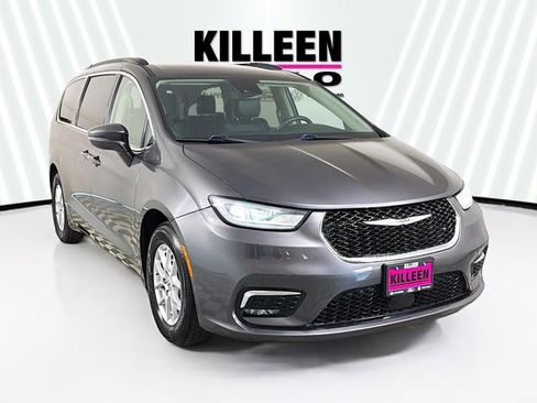 Used 2022 Chrysler Pacifica Touring-L image 1