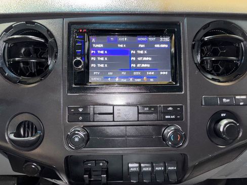 Used 2014 Ford F250 XL AWD/4WD image 19