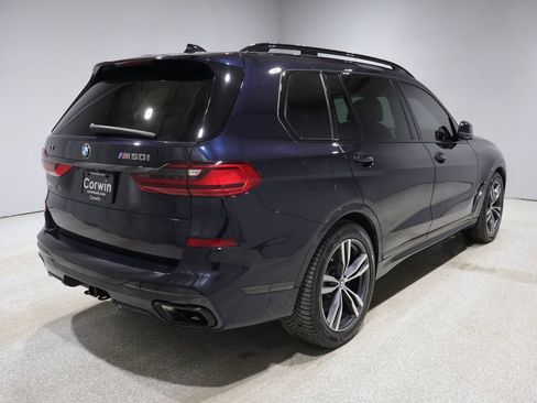 Used 2021 BMW X7 M50i image 2