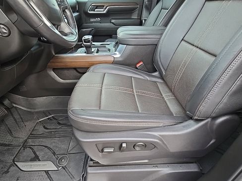 Used 2024 Chevrolet Silverado 1500 High Country image 15