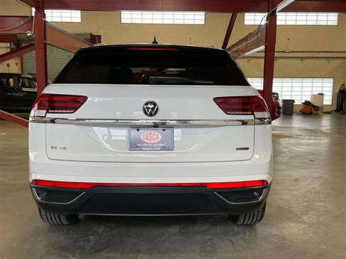 Used 2020 Volkswagen Atlas Cross Sport SE image 7