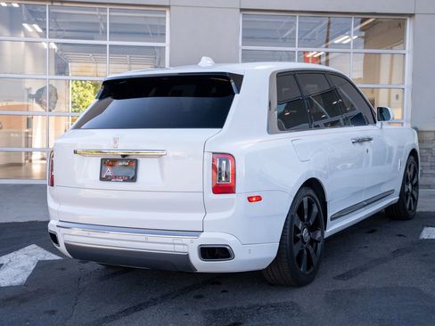 Used 2021 Rolls-Royce Cullinan AWD/4WD image 16