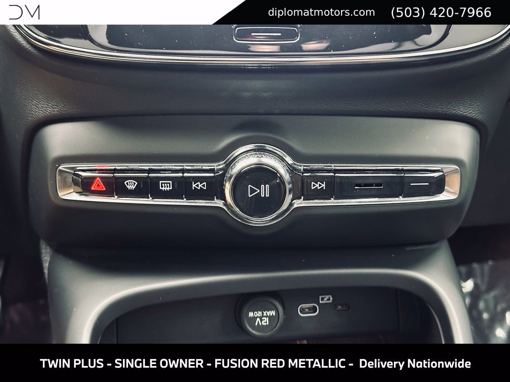 Used 2023 Volvo C40 P8 Recharge Plus w/ Climate Package AWD/4WD image 38