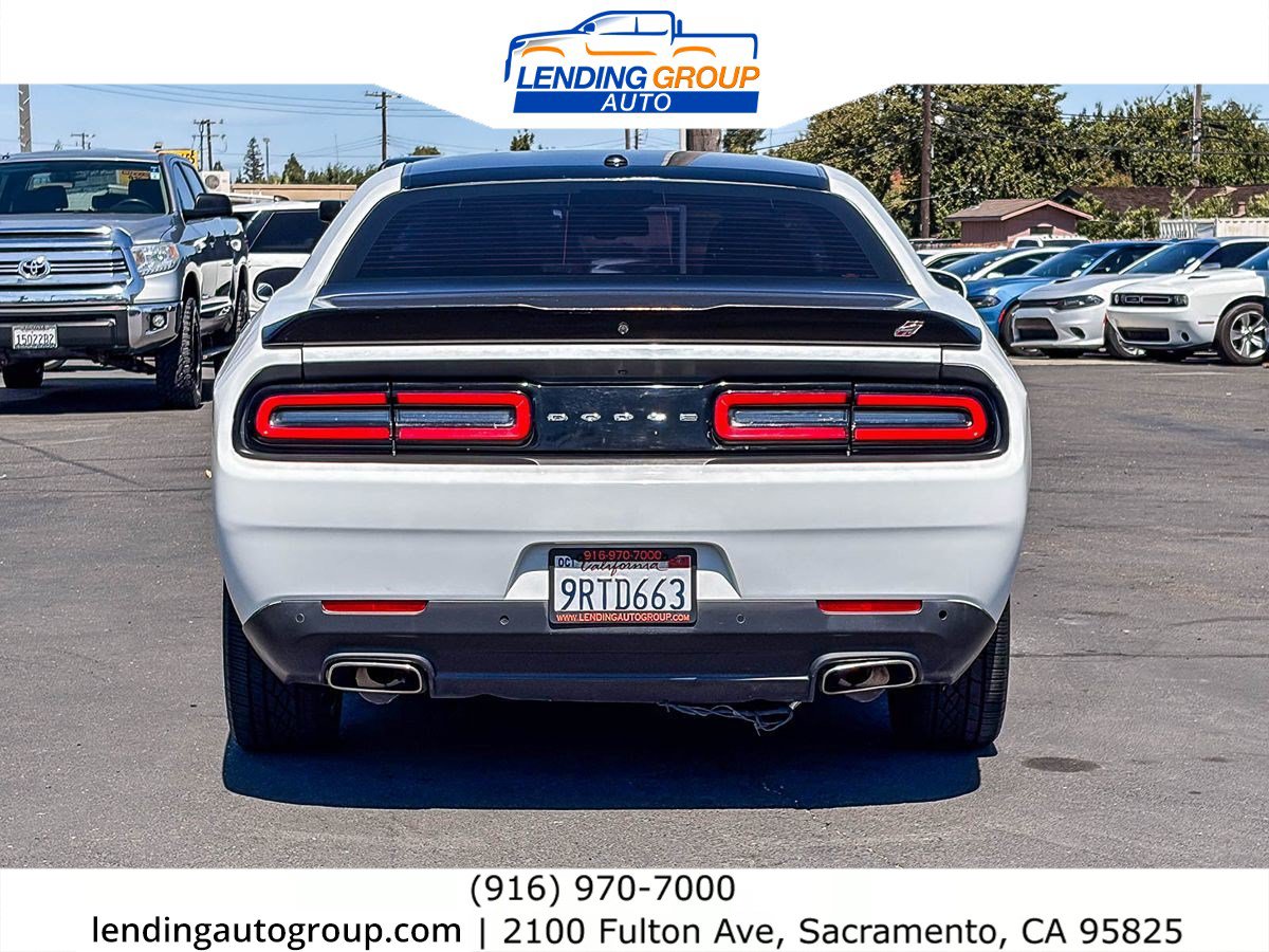 Used 2022 Dodge Challenger GT AWD/4WD image 3