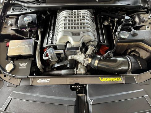 Used 2020 Dodge Challenger SRT Hellcat RWD image 22