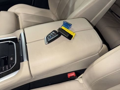 Used 2021 BMW X6 sDrive40i w/ Premium Package image 30