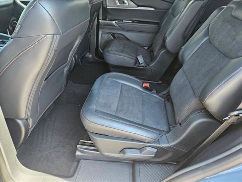 New 2025 Ford Explorer ST image 16