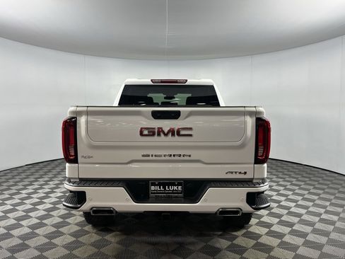 Used 2025 GMC Sierra 1500 AT4 image 8