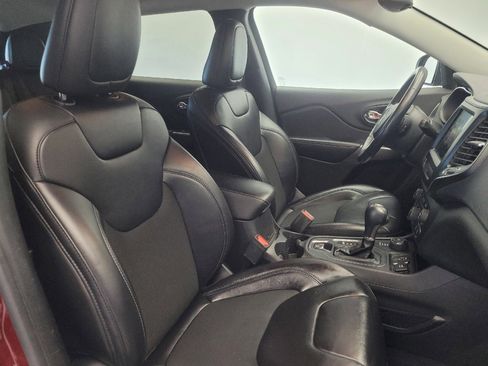 Used 2020 Jeep Cherokee Latitude w/ Quick Order Package 26F North image 21