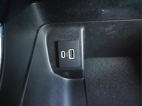 Used 2023 Ford F150 XLT w/ Equipment Group 302A High image 22