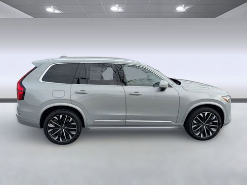 Certified 2025 Volvo XC90 B5 Plus image 8