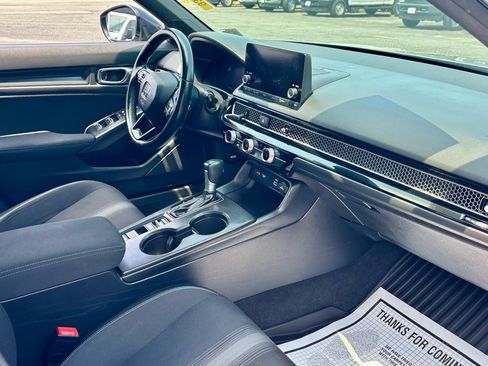 Used 2024 Honda Civic Sport image 11