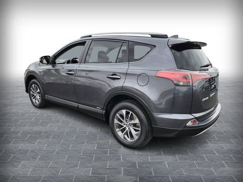 Used 2017 Toyota RAV4 XLE w/ All Weather Liner Package image 5