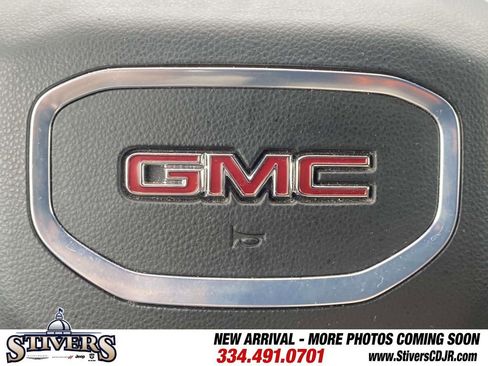 Used 2024 GMC Sierra 1500 AT4 w/ AT4 Preferred Package AWD/4WD image 32