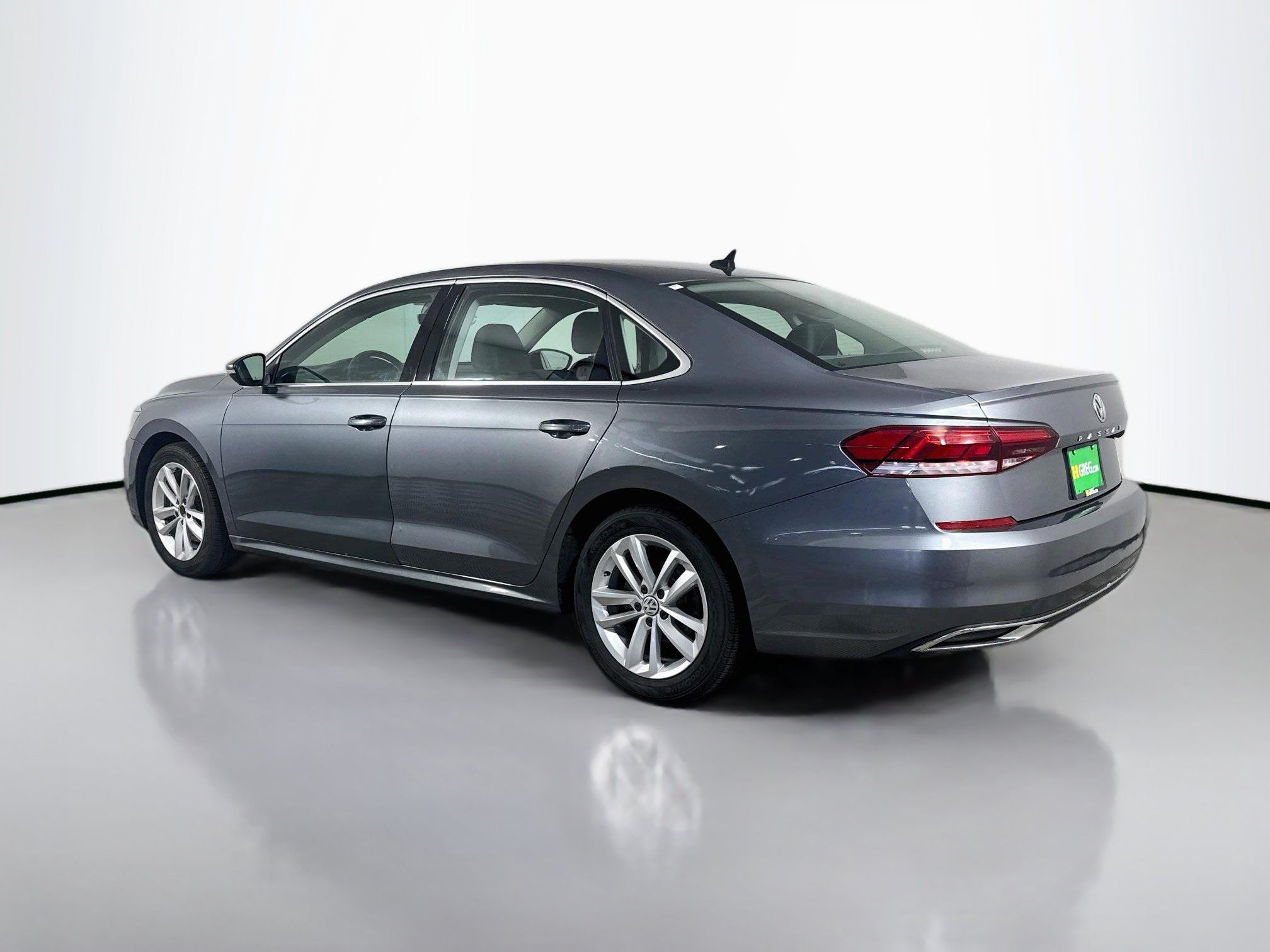 Used 2020 Volkswagen Passat 2.0T SE FWD image 7