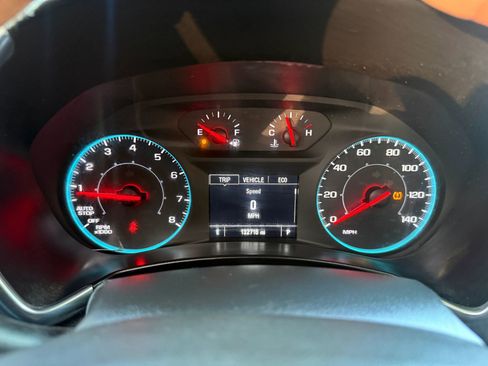 Used 2019 Chevrolet Equinox LS image 11