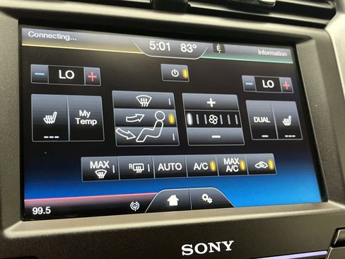 Used 2016 Ford Fusion Titanium FWD image 19