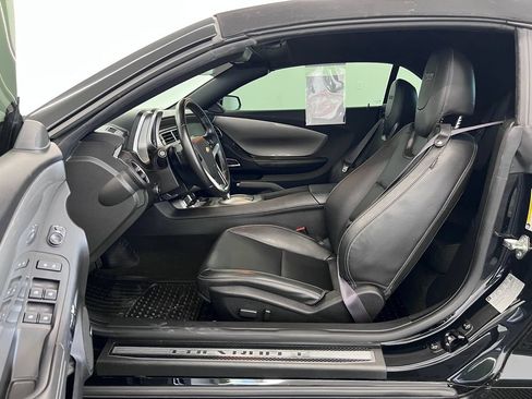 Used 2014 Chevrolet Camaro SS w/ RS Package RWD image 5