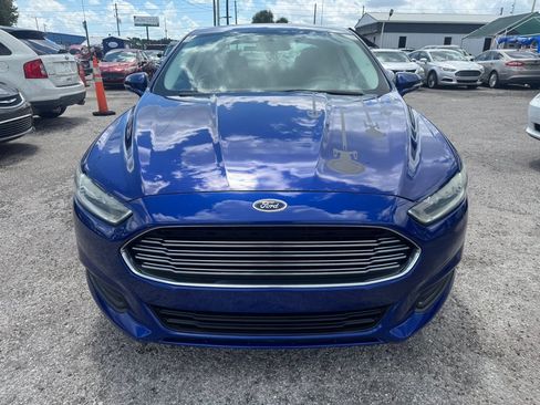 Used 2014 Ford Fusion SE FWD image 3