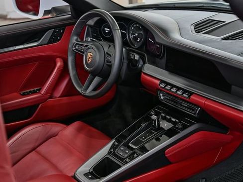 Used 2023 Porsche 911 Carrera image 35