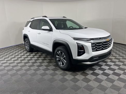 New 2026 Chevrolet Equinox LT FWD image 6