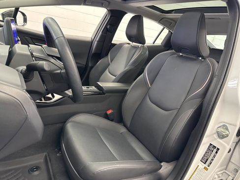 Certified 2024 Toyota Prius XLE image 14