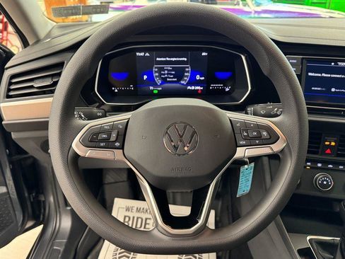 Used 2023 Volkswagen Jetta S FWD image 5