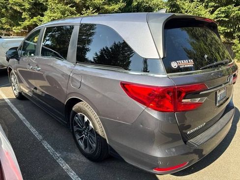 Used 2023 Honda Odyssey EX-L image 3