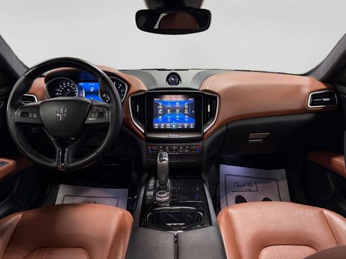 Used 2019 Maserati Ghibli RWD image 17