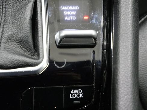 Used 2025 Jeep Compass Limited AWD/4WD image 21