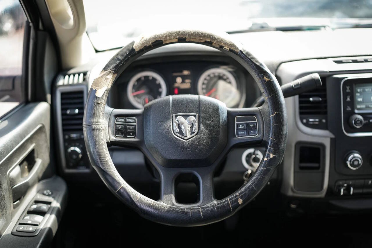 Used 2014 RAM 1500 Express RWD image 29
