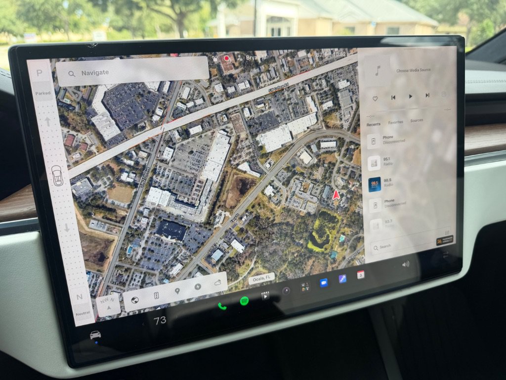 Used 2023 Tesla Model X AWD/4WD image 18