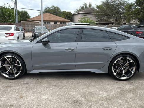 Used 2024 Audi RS 7 Performance AWD/4WD image 4