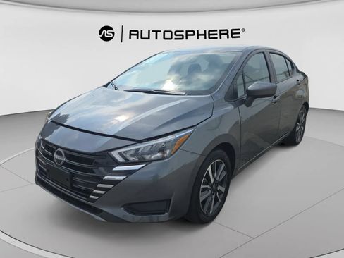 Used 2025 Nissan Versa SV FWD image 3