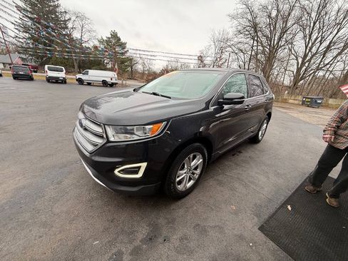 Used 2015 Ford Edge SEL w/ Equipment Group 201A AWD/4WD image 4