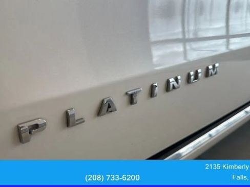 Used 2018 Ford Expedition Max Platinum AWD/4WD image 13