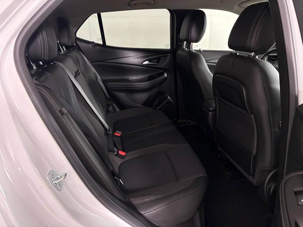 Used 2024 Buick Encore GX Preferred w/ Comfort Package FWD image 41