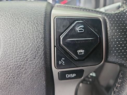 Used 2014 Toyota 4Runner SR5 AWD/4WD image 20