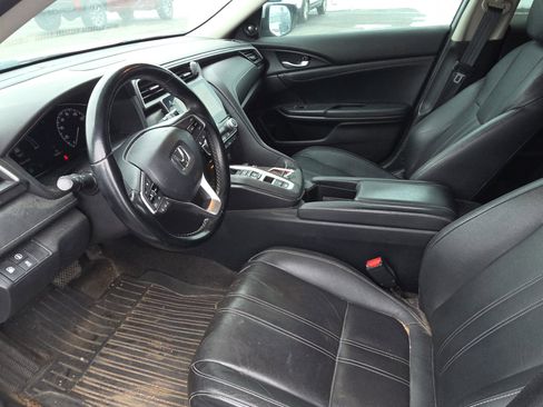 Used 2021 Honda Insight Touring image 10