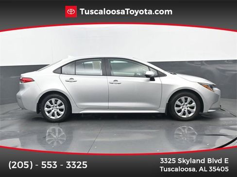 Used 2026 Toyota Corolla LE image 1