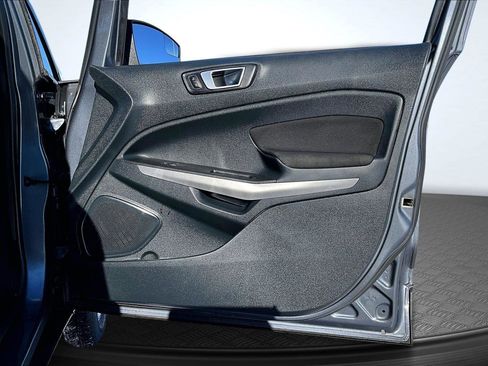 Used 2018 Ford EcoSport SE image 24