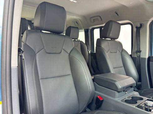 Used 2024 INEOS Grenadier AWD/4WD image 32