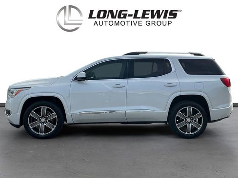 Used 2017 GMC Acadia Denali w/ Technology Package image 2