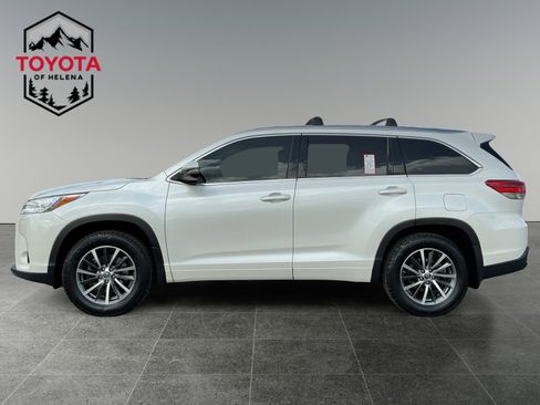 Certified 2018 Toyota Highlander XLE image 2