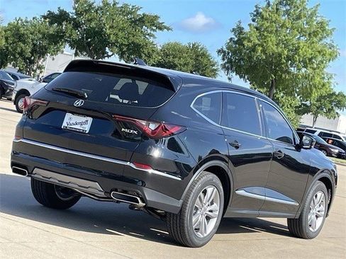 Certified 2025 Acura MDX FWD image 4